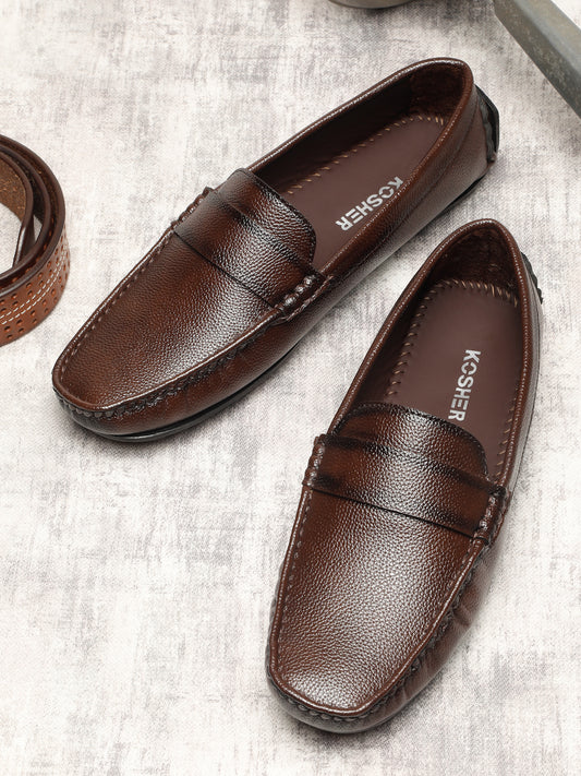 KOSHER Men Textured Brown Classic Penny Slip-On Loafers