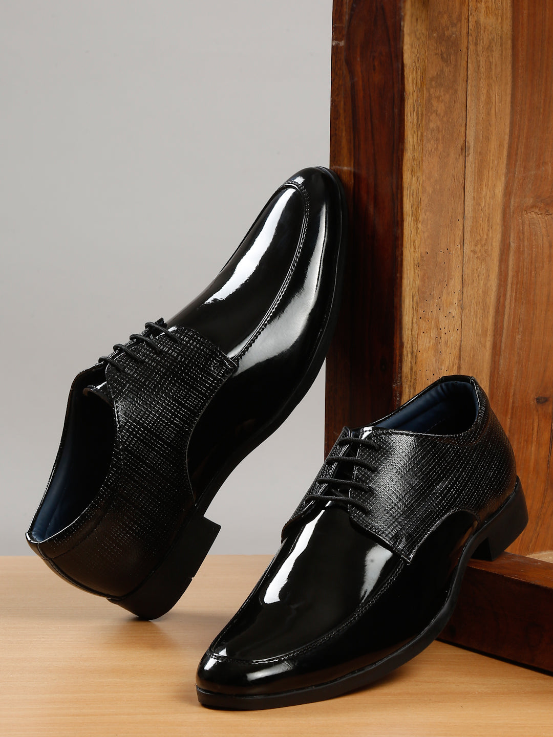 Kosher Black Color Lace-up Formal Shoes