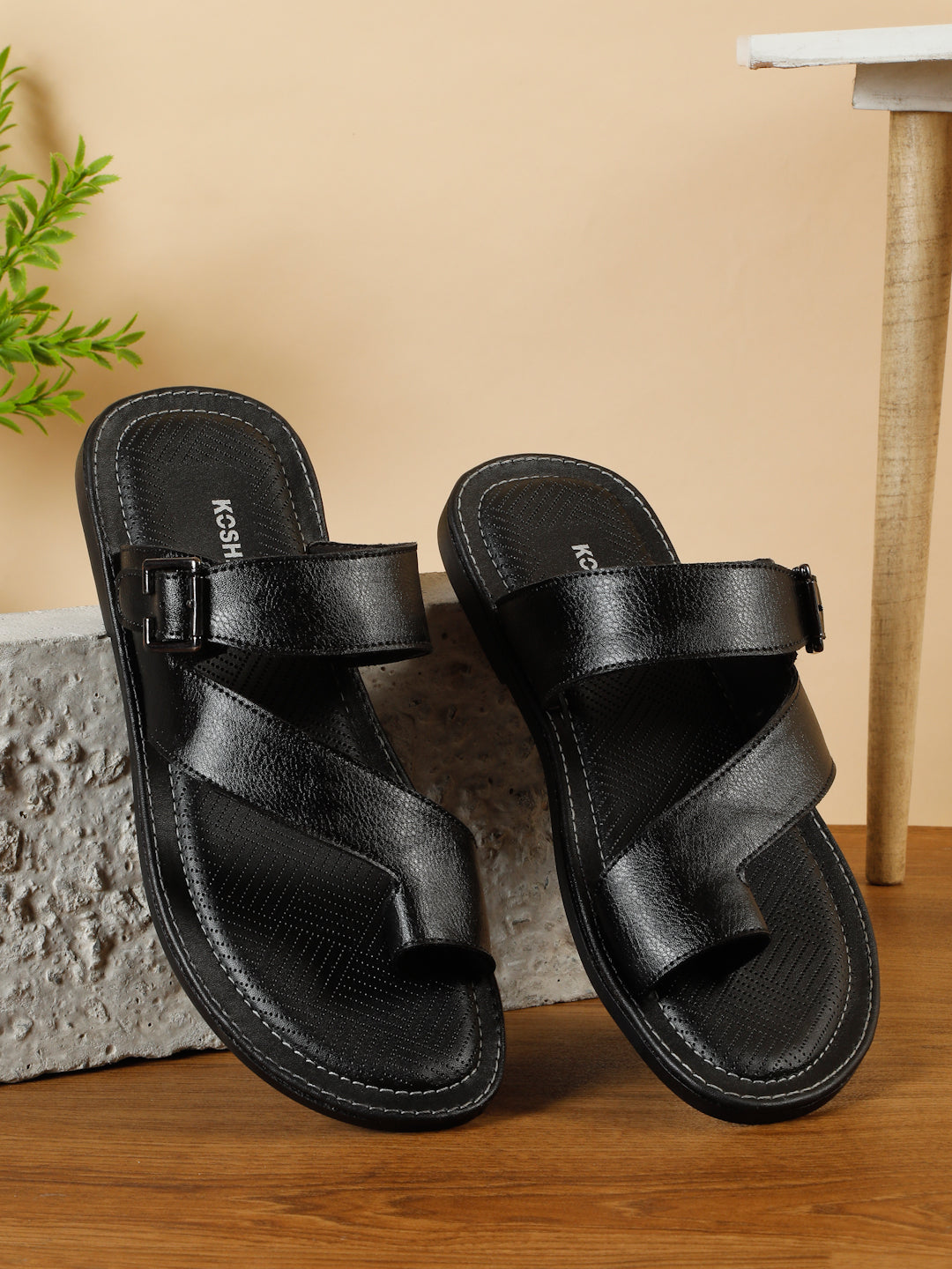 Kosher Black Men's formal slipper