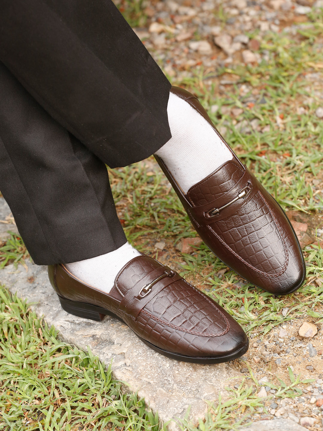 Kosher Men's Brown Textured Slip-On Formal Shoes