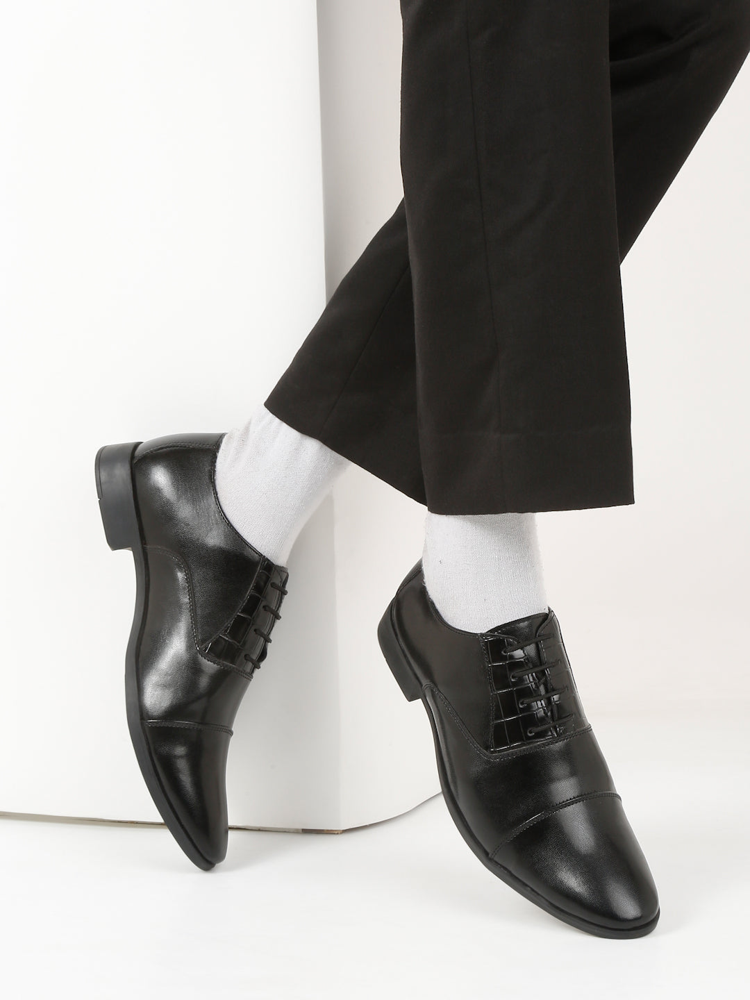 Kosher Black Color Lace-up Formal Shoes