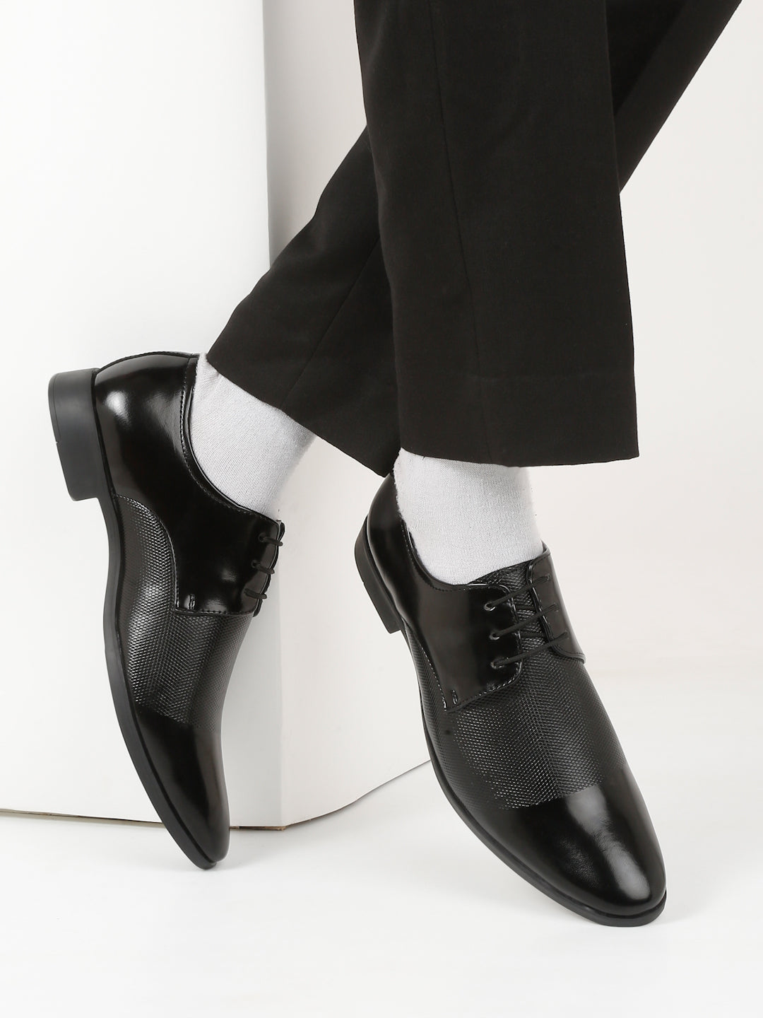 Kosher Black Color Lace-up Formal Shoes