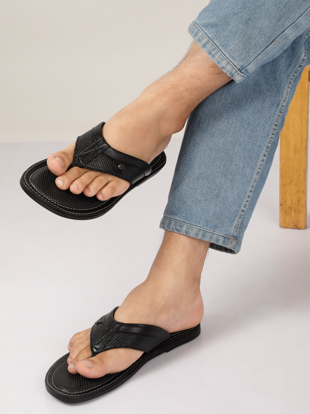 Kosher Black Men's formal slipper