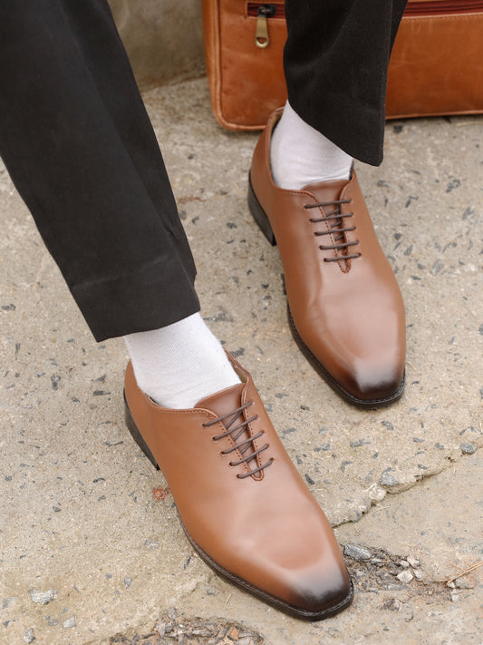 Kosher Men's Sleek Tan Plain Toe Lace-Up Formal Shoes