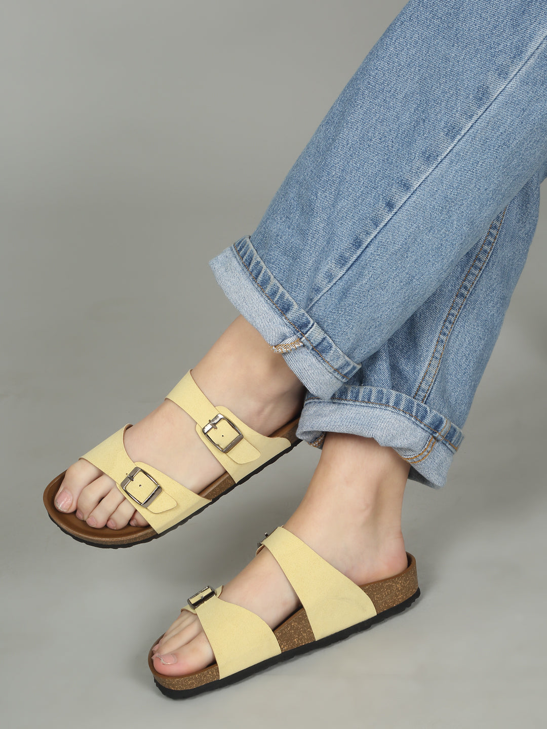 Kosher Yellow Women,s casual slipper