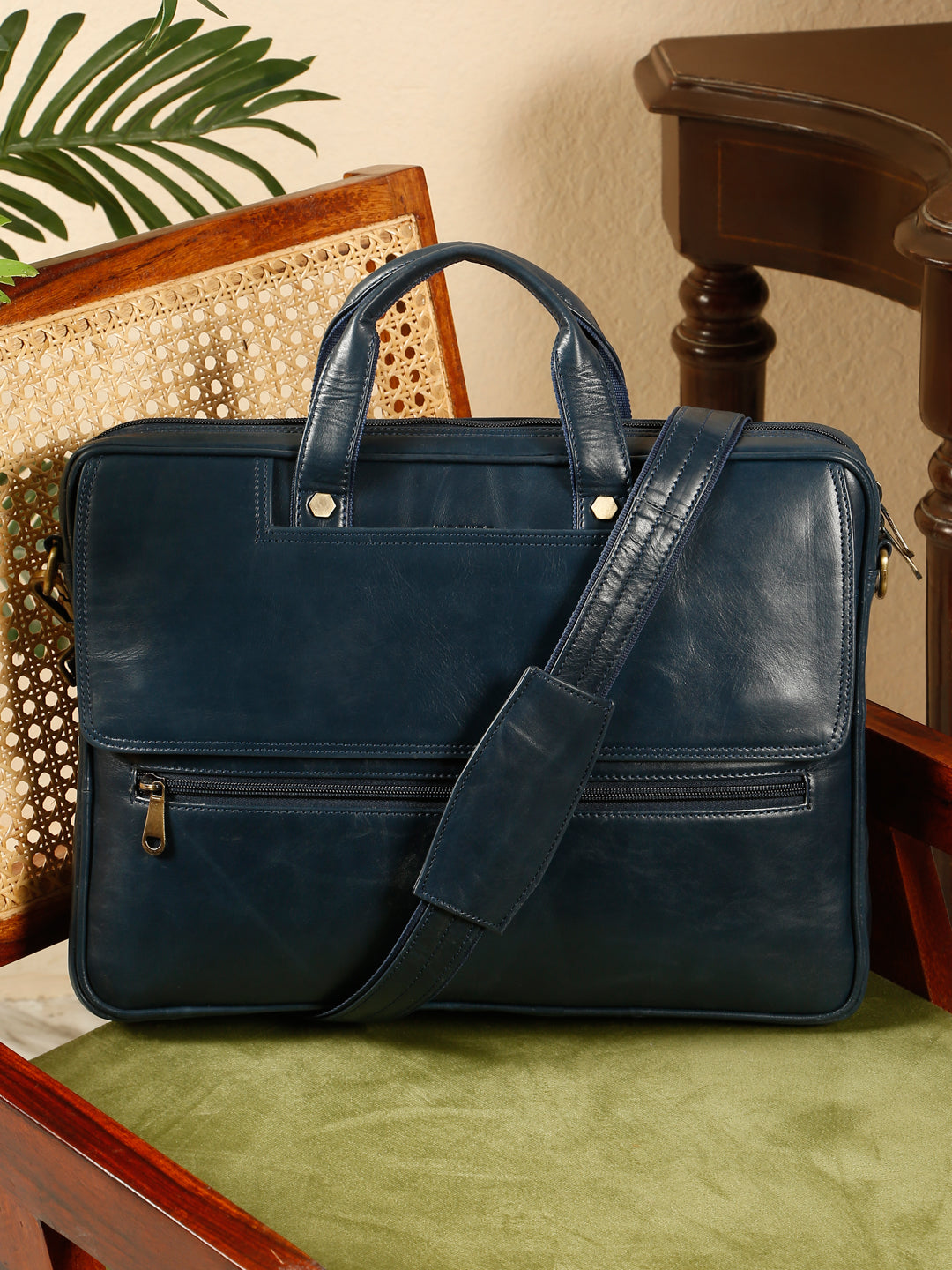 KOSHER Premium Genuine Leather Laptop Bag – Classic Professional Messenger Bag with Shoulder Strap for Men / Women