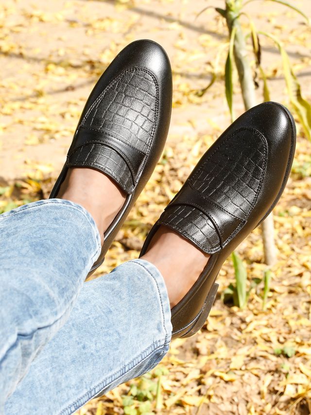 Kosher Black Color Slip-on Men's Formal Shoes